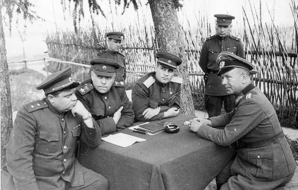 Запечатленная история
