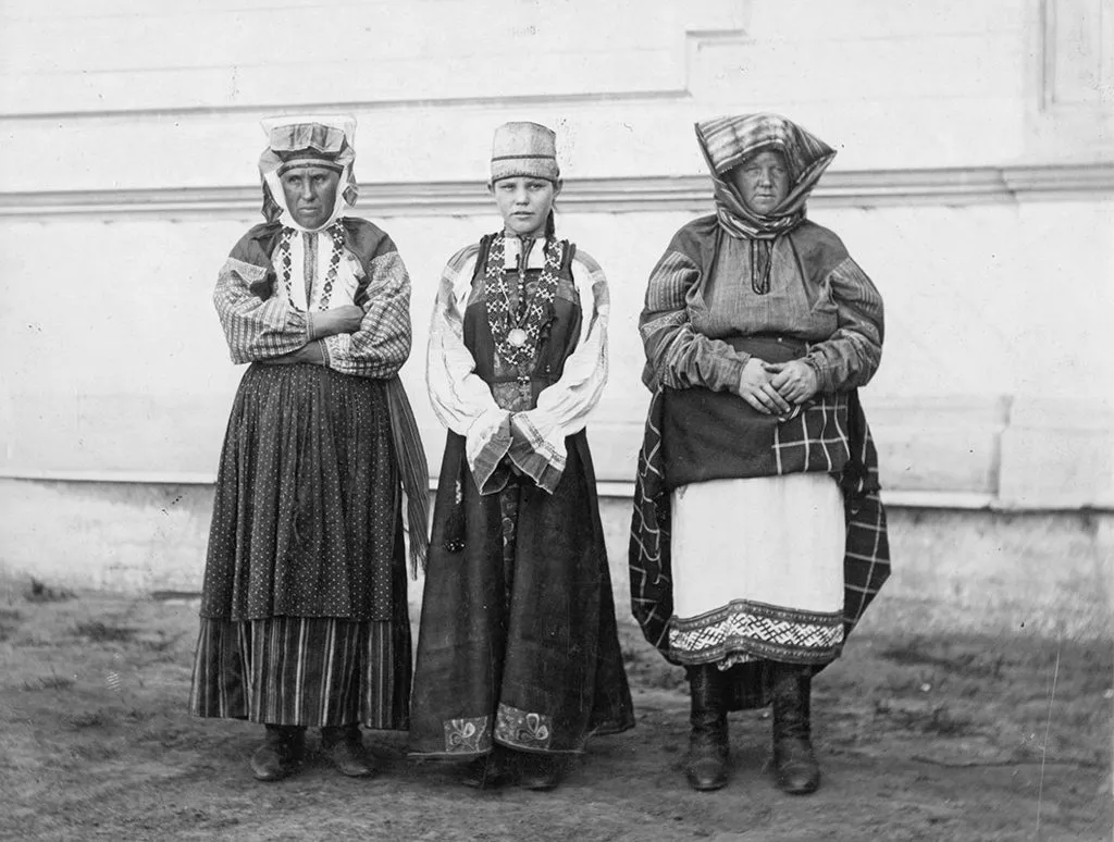 Запечатленная история