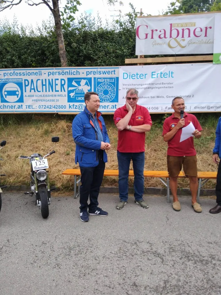 Можно ли вывести деревню из девуши  или о моде, о стиле....