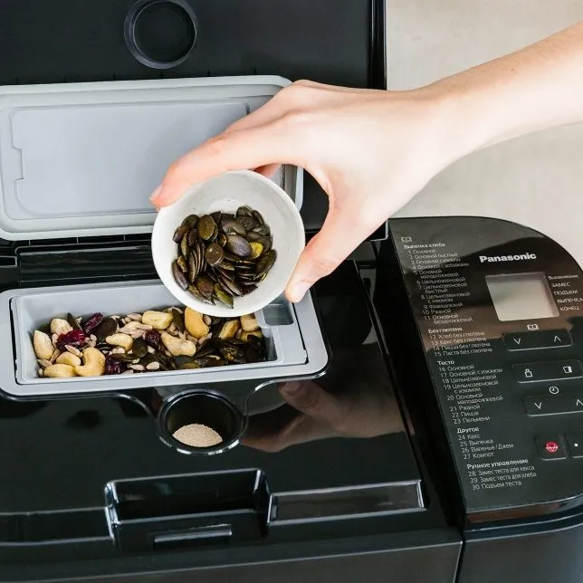 Хлебопечка Panasonic SD-YR2540HTS