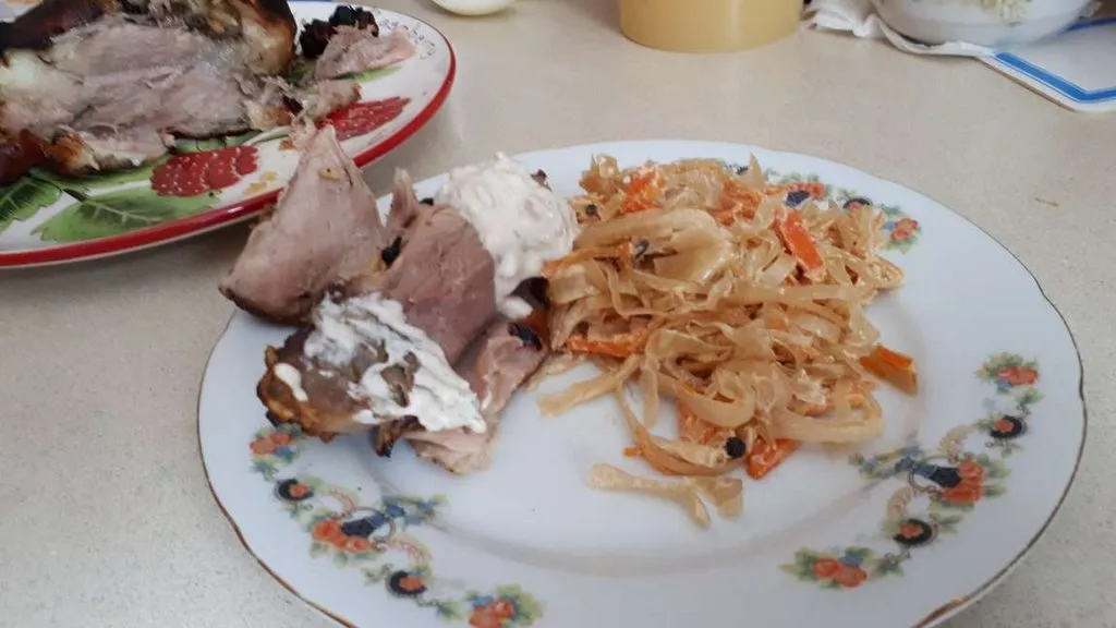 Рулька в пиве в медленноварке