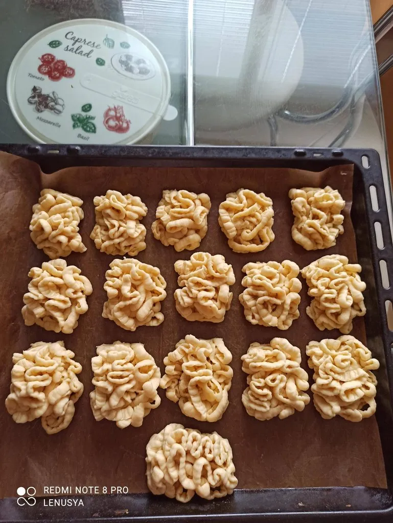 Tapтaлeтки & Ко