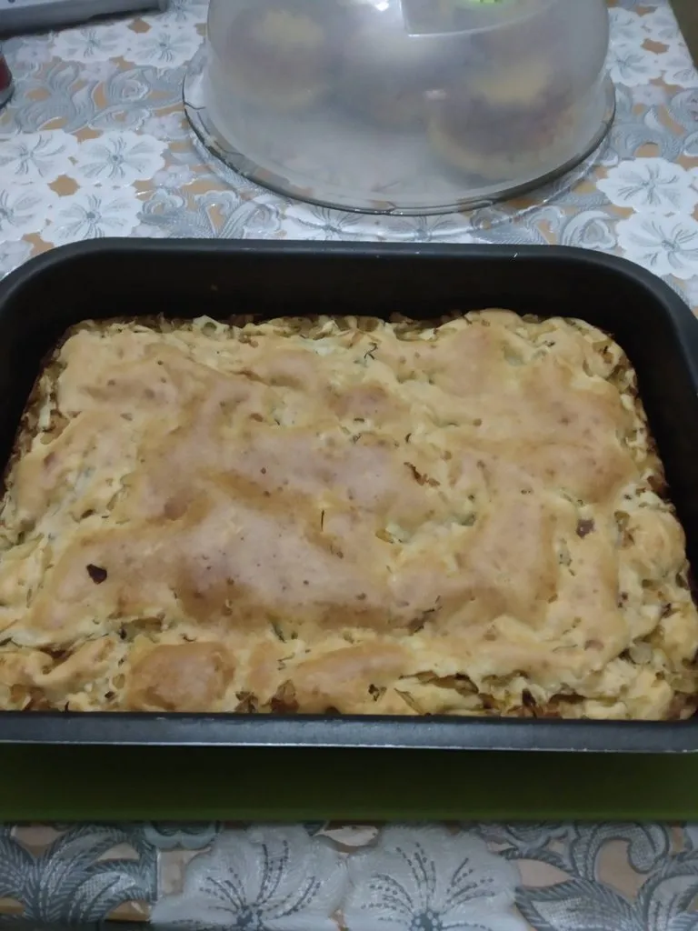 Пирожки заливные с зелёным луком и яйцами