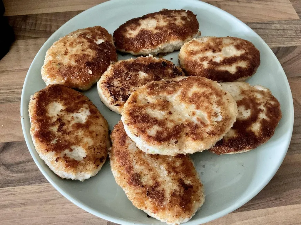 Рыбные котлеты (семейный рецепт)