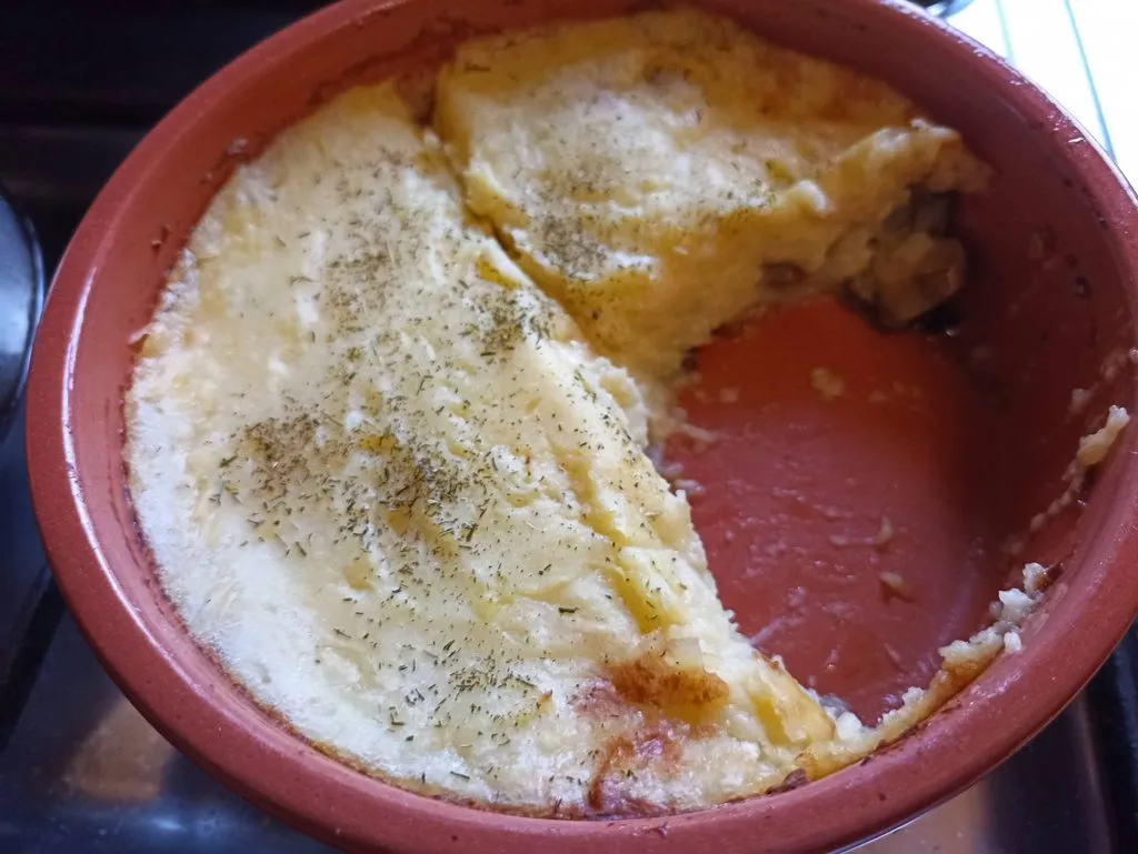 Дапарули – запеканка с грибами и картофелем