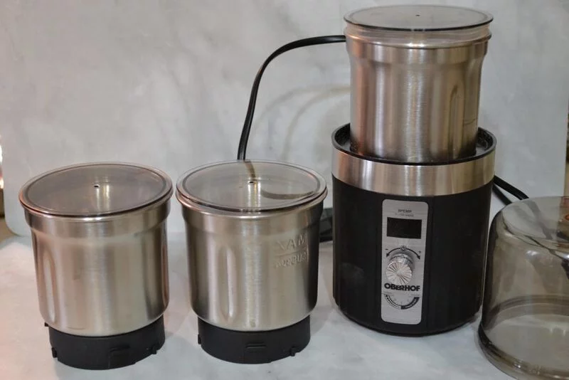 Мельница для кофе Oberhof Kaffeemhle ST-33 (300 Вт, 3 сменные чаши)