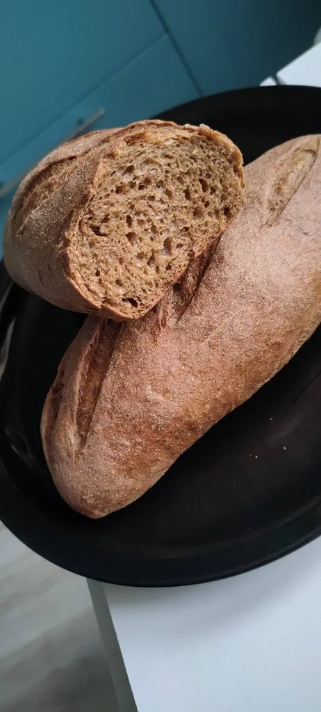  Ищу рецепт чёрного багета с чесноком как из Пятёрочки