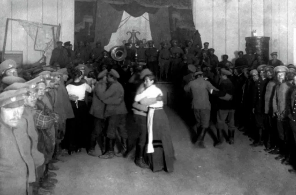 Запечатленная история