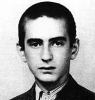 Нет, не забудет никто никогда школьные годы...