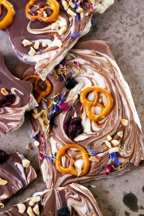 Tapтaлeтки & Ко