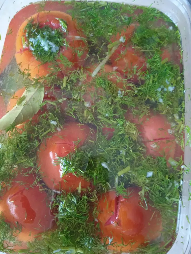 Армянчики из красных помидорок