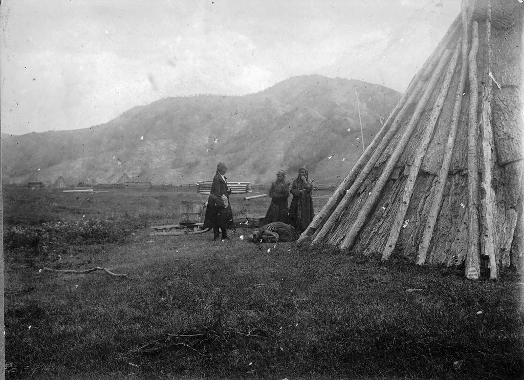 Запечатленная история