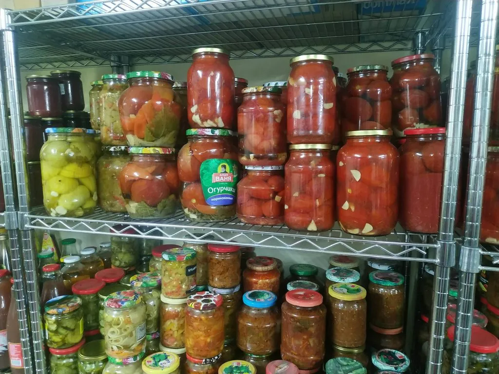 Свежие помидоры на зиму