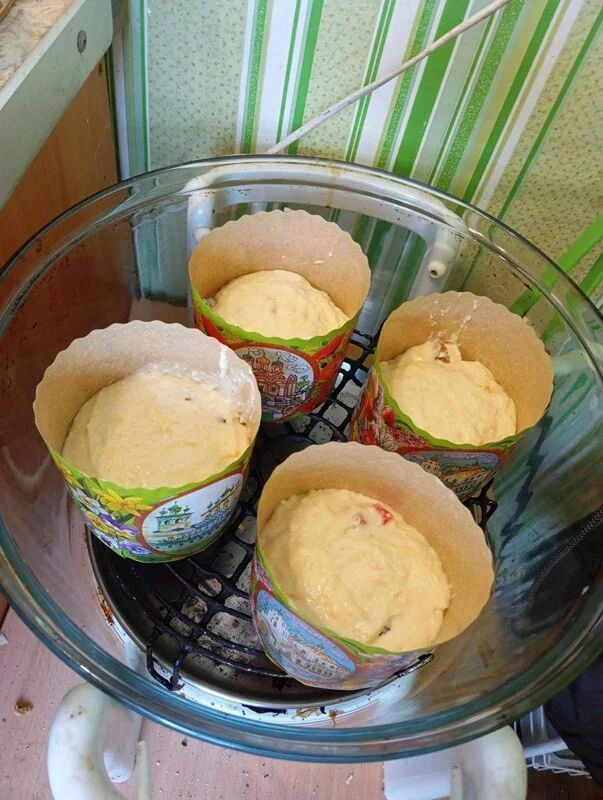 Сочный творожный кулич
