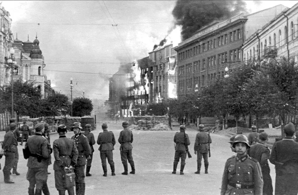 Запечатленная история