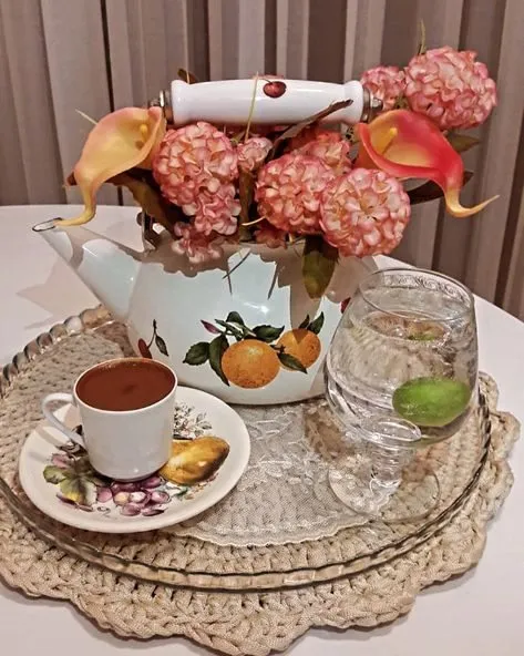 Tapтaлeтки & Ко