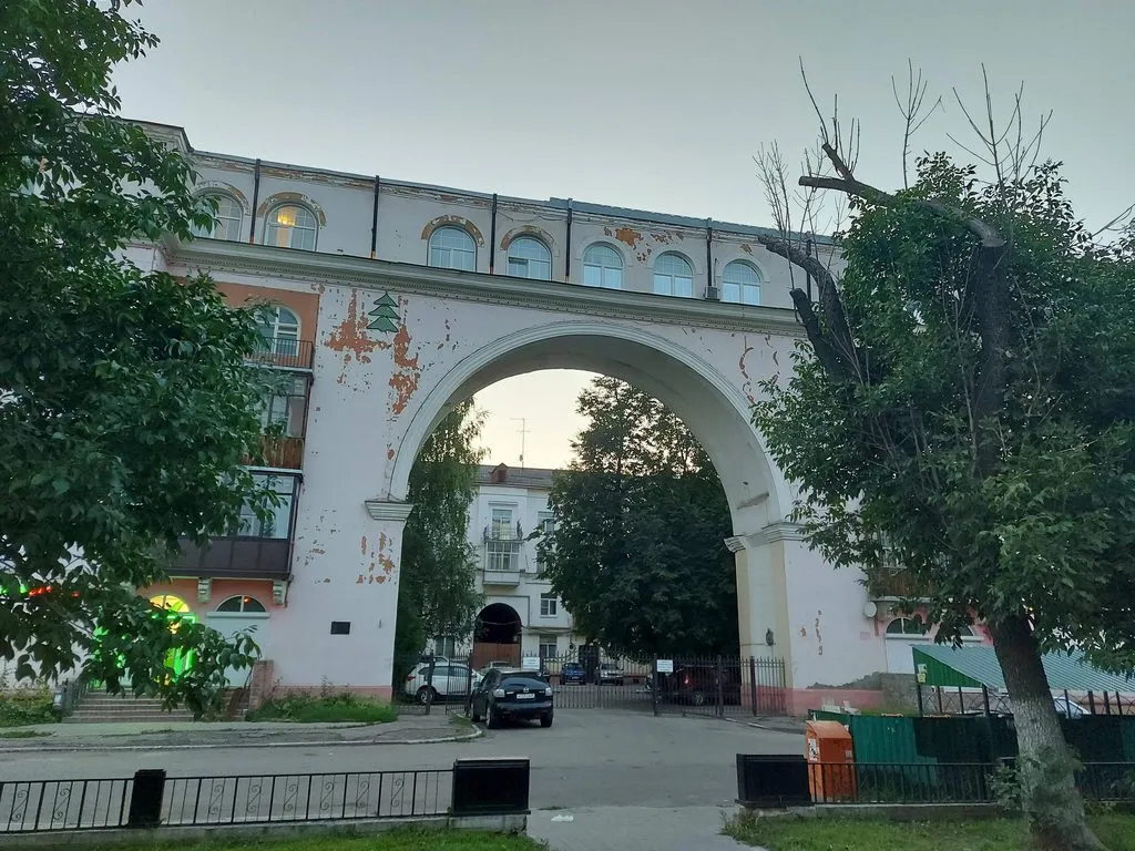 Tapтaлeтки & Ко