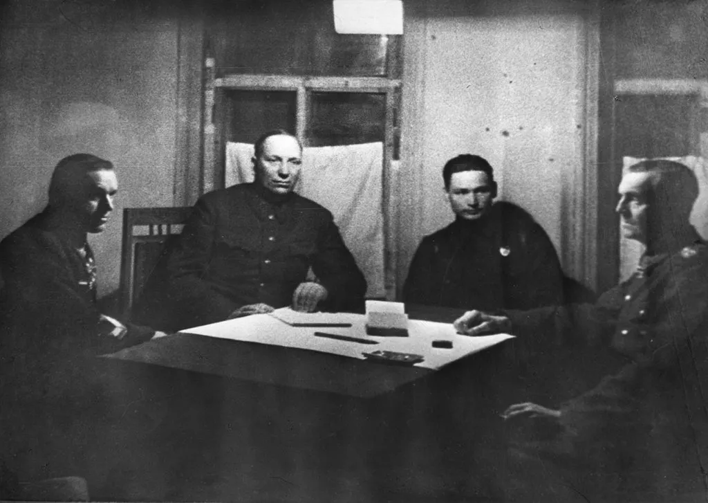 Запечатленная история