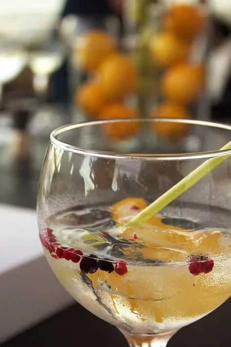 Tapтaлeтки & Ко