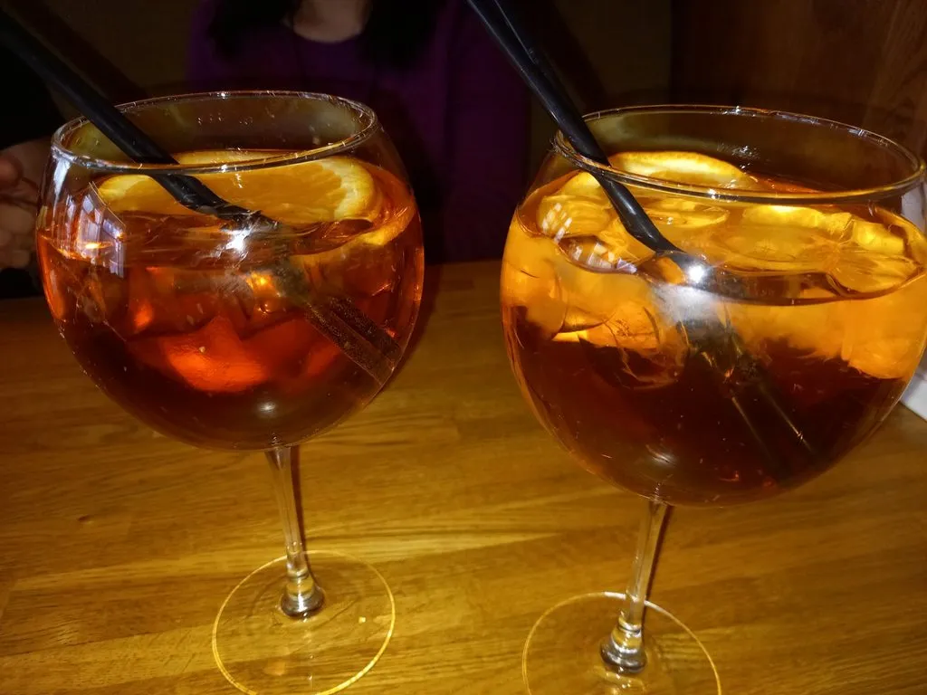 Tapтaлeтки & Ко