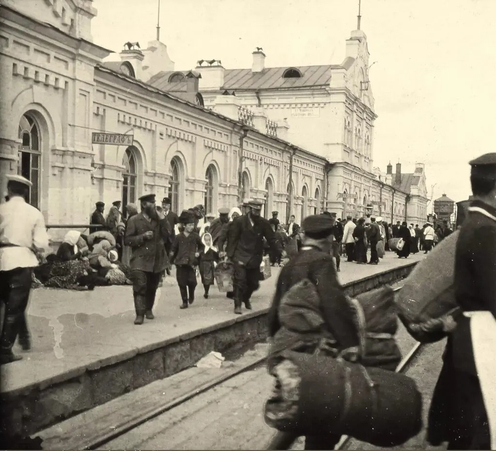 Запечатленная история