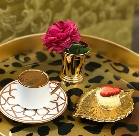 Tapтaлeтки & Ко