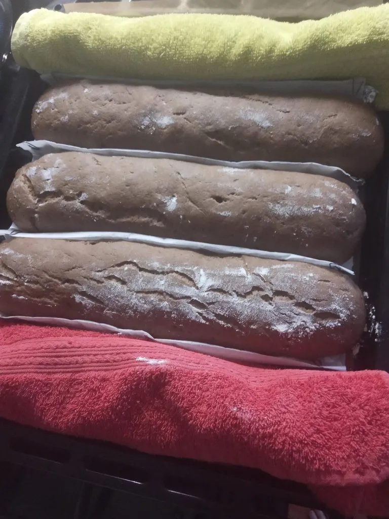  Ищу рецепт чёрного багета с чесноком как из Пятёрочки