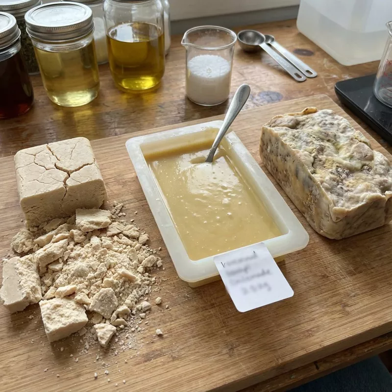 Обмылки не мусор — из них можно сделать новое мыло