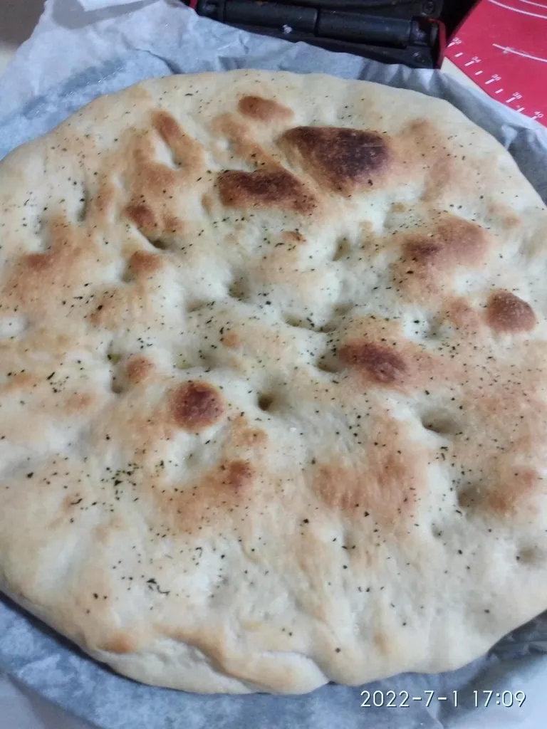 Пирожки жареные с любой начинкой (на живых дрожжах)