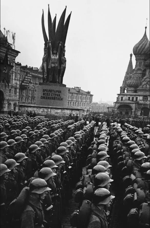 Запечатленная история
