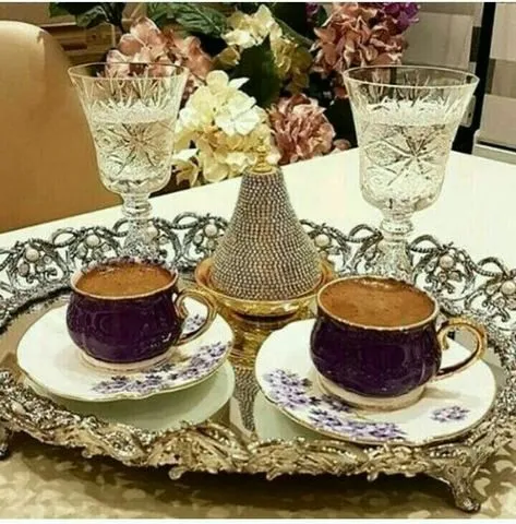 Tapтaлeтки & Ко