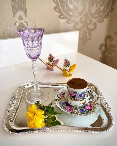 Tapтaлeтки & Ко