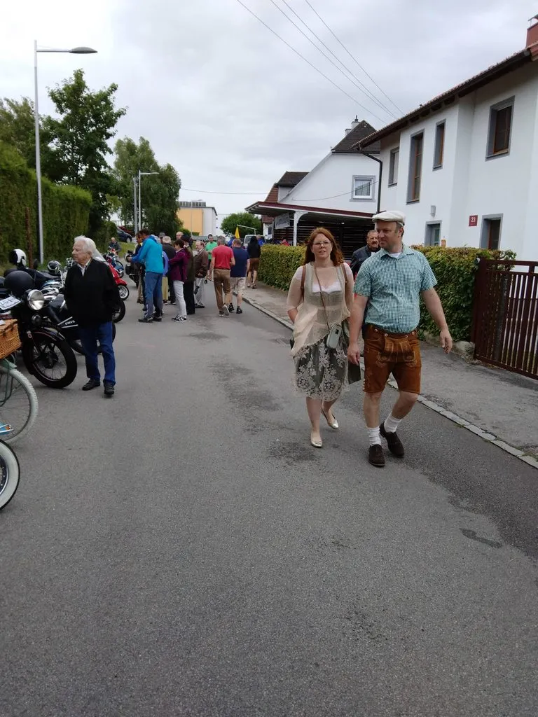 Можно ли вывести деревню из девуши  или о моде, о стиле....