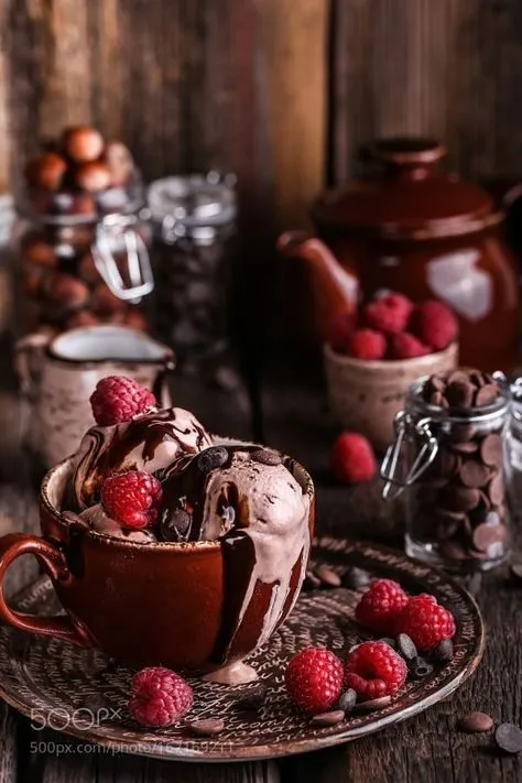 Tapтaлeтки & Ко