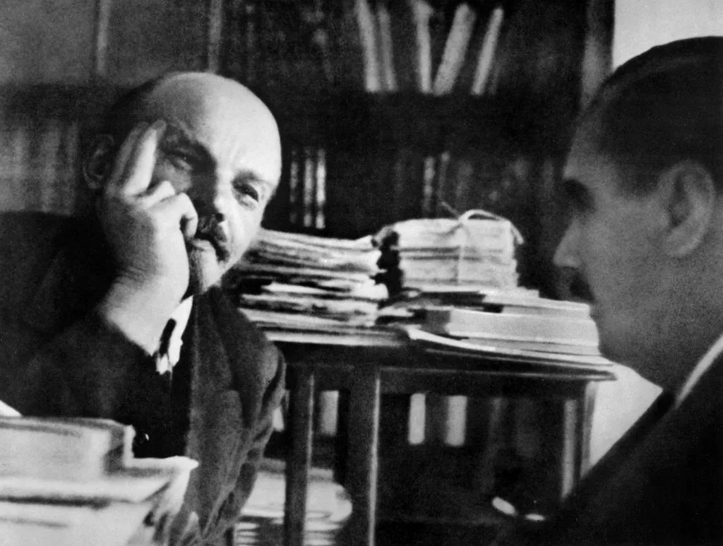 Запечатленная история