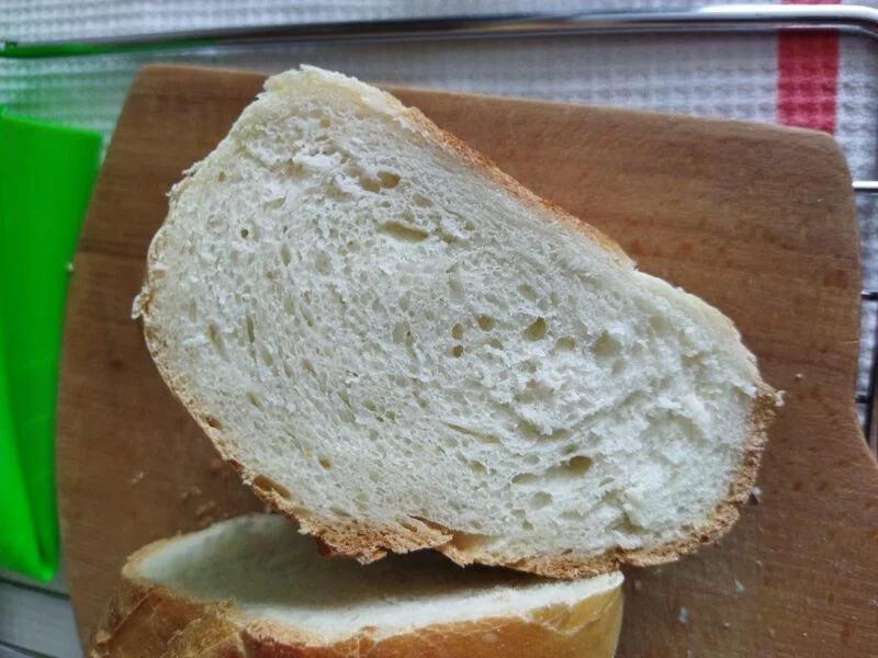 Батон на кефире для начинающих (в духовке)