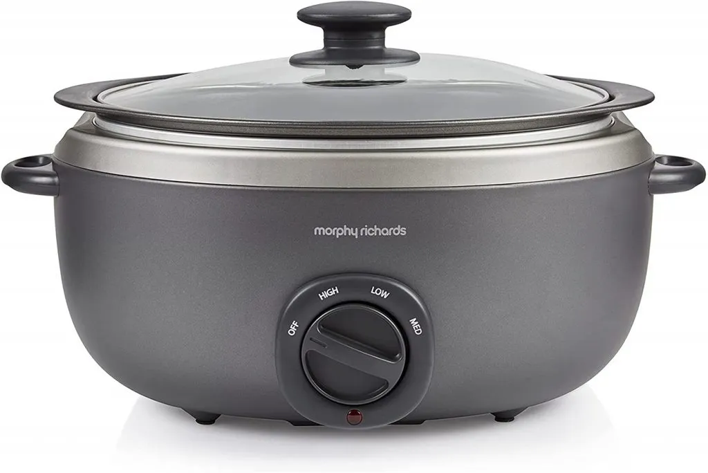 Титановая медленноварка Morphy Richards Sear and Stew 3.5L OvalTitanium 460022