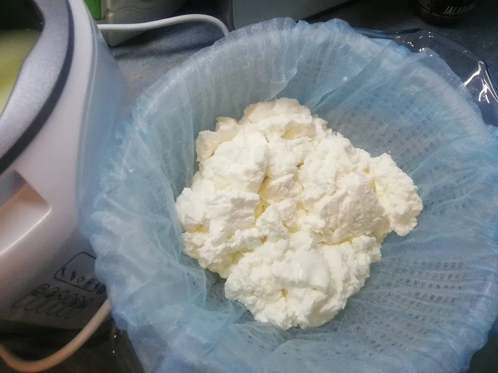 Сыроварка Ariete 0615 B-Cheese