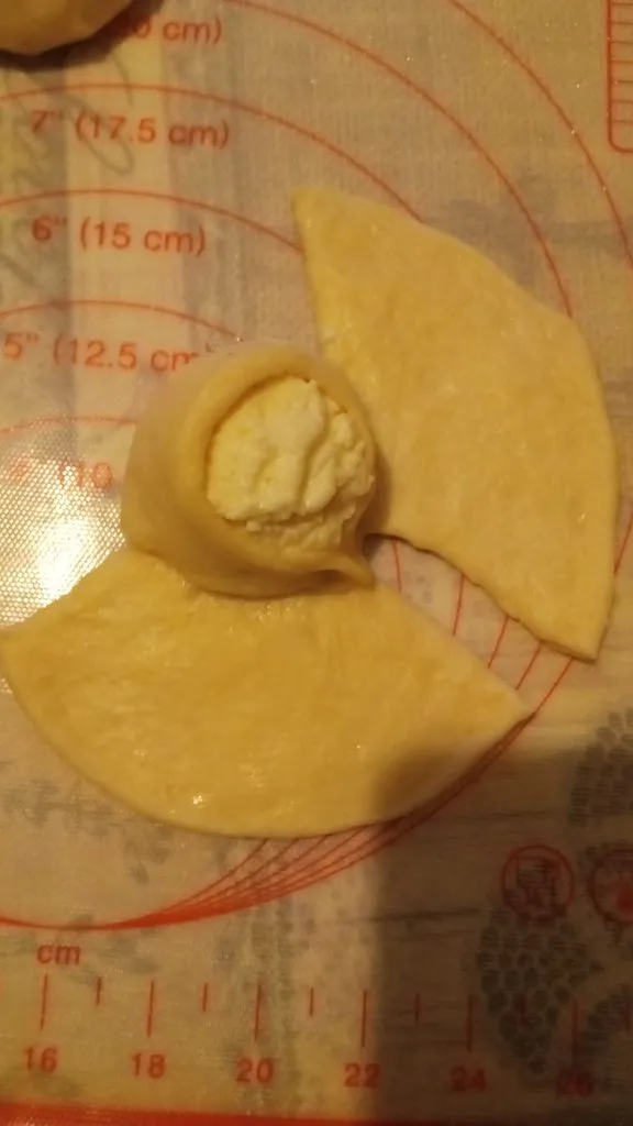 Разделка и формовка теста