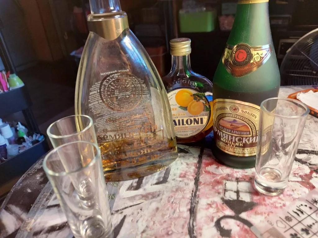Tapтaлeтки & Ко