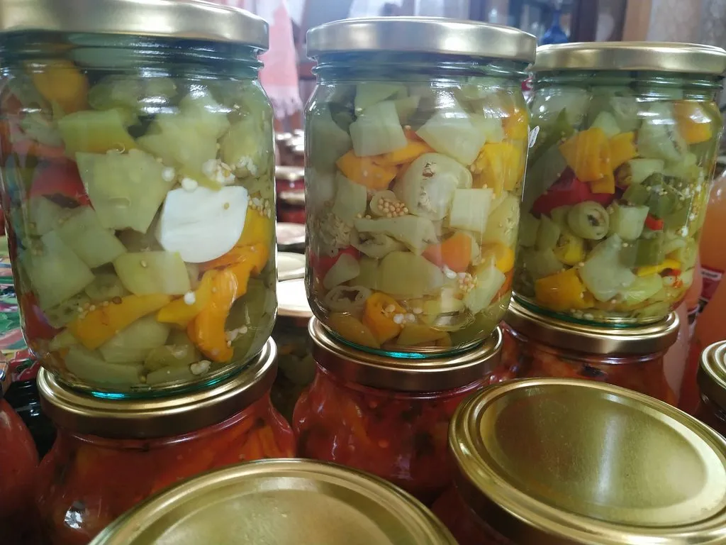 Маринованный острый перец