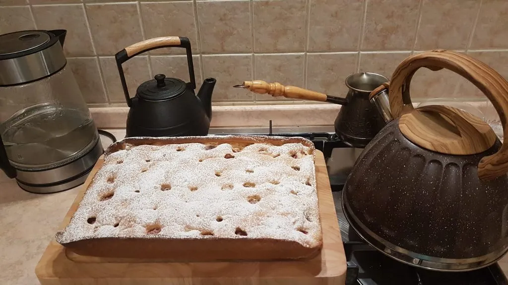 Старые книги на вкус. Мария Гайкова. Пирог с клубникой