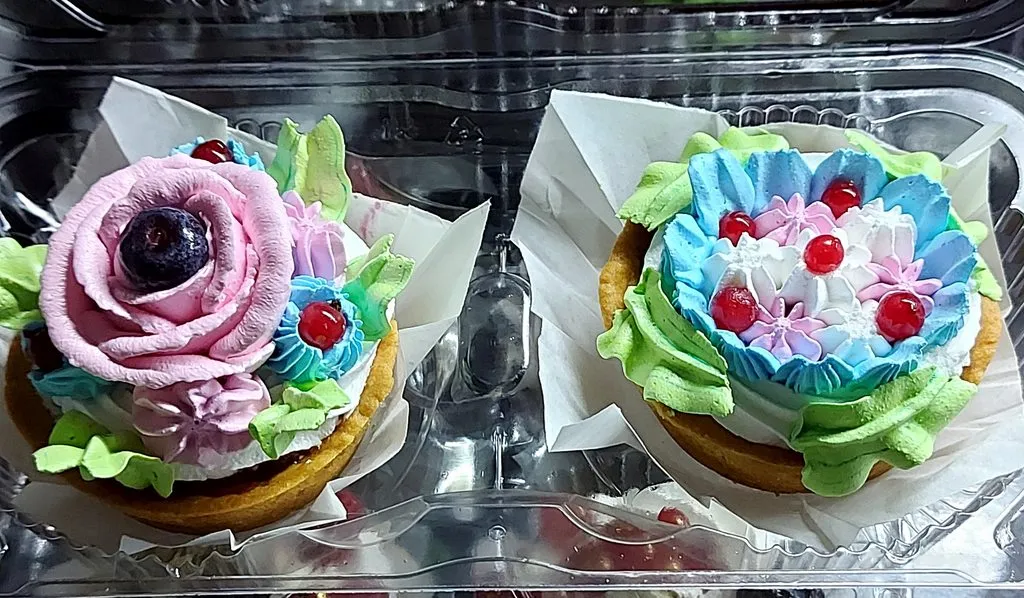 Tapтaлeтки & Ко