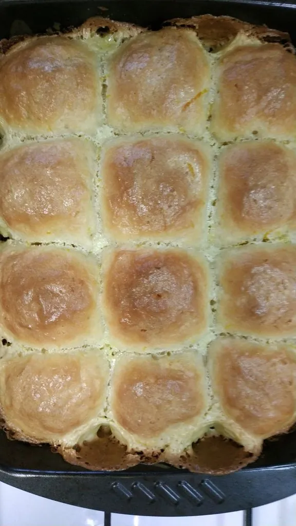 Булочки "Buchteln« (»Бухтель") с заливкой из сливок