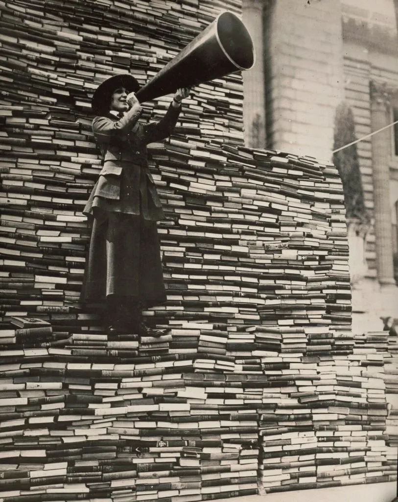 Запечатленная история