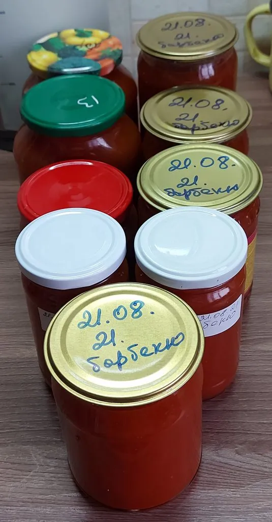 Tapтaлeтки & Ко