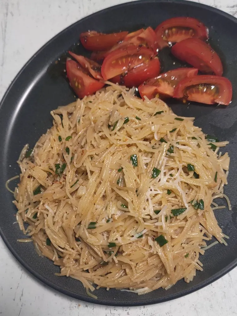 Испанская чесночная лапша