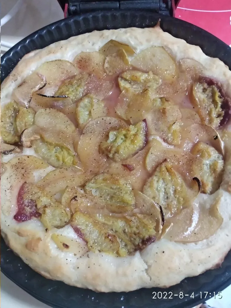 Швабский соленый пирог (Schwabischer Salzkuchen)