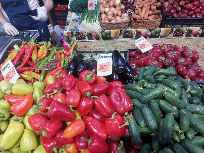 Покупки в магазинах экономкласса типа Светофор или Фикс Прайс