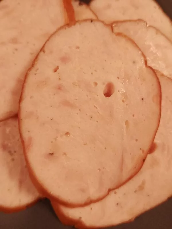 Колбаса куриная молочная